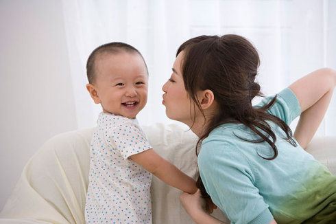 43歲王女士右側(cè)輸卵管阻塞 美國試管嬰兒好孕