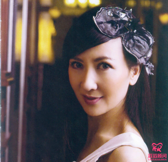 《新白娘子傳奇》主演26年聚首，唯獨(dú)小青終身不孕！